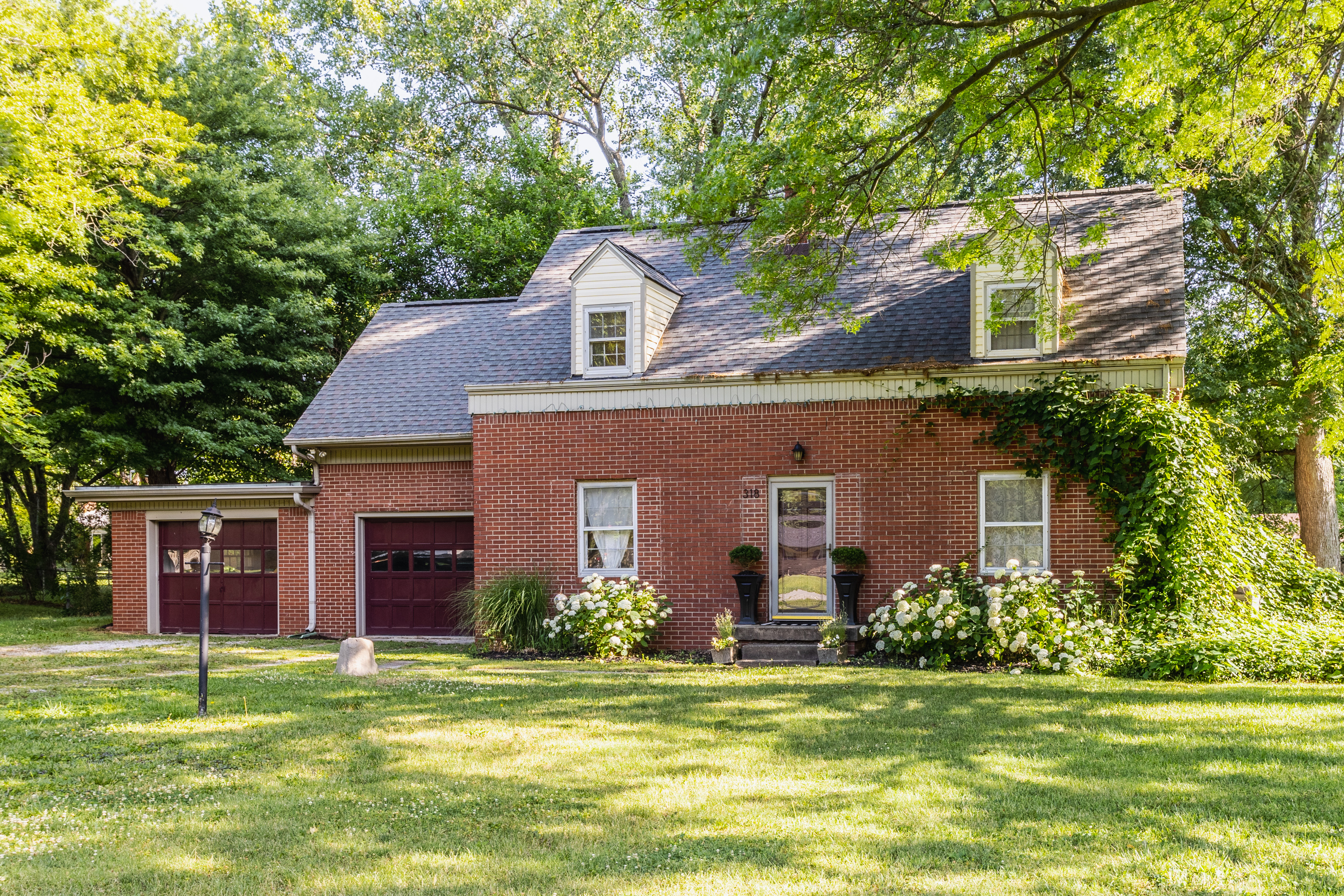 318 E Waterbury Road Indianapolis IN 46227