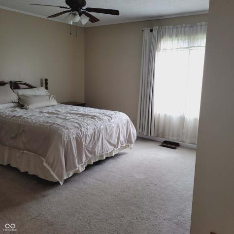7960 W 800 N Fairland IN 46126