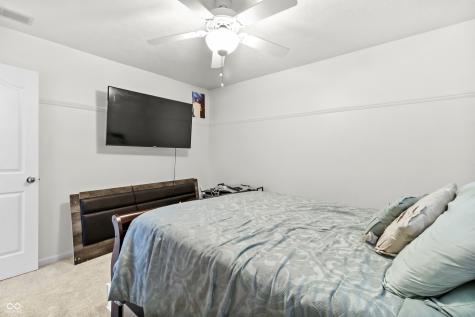 11704 Gray Eagle Drive Fishers IN 46037