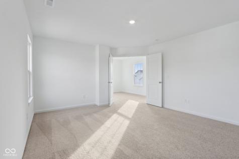 16000 Tharp Woods Drive Fishers IN 46037