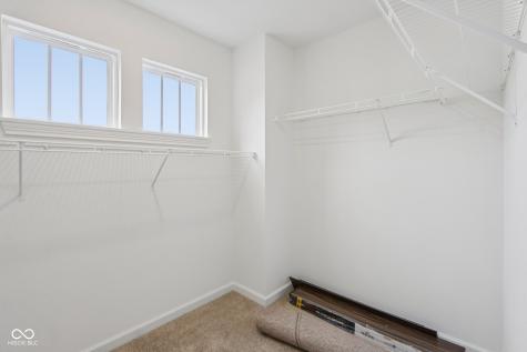 16000 Tharp Woods Drive Fishers IN 46037