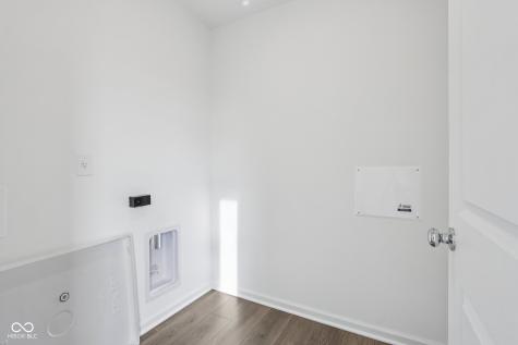 16000 Tharp Woods Drive Fishers IN 46037