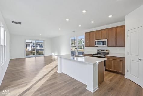 16000 Tharp Woods Drive Fishers IN 46037