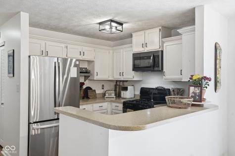 9020 Split Tree Court Indianapolis IN 46256