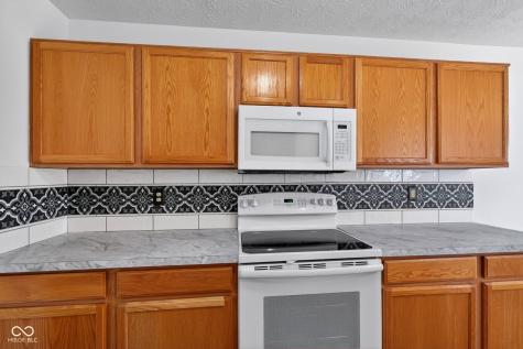 612 Cembra Drive Greenwood IN 46143