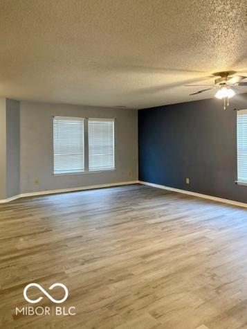 6857 Maywood Circle Avon IN 46123