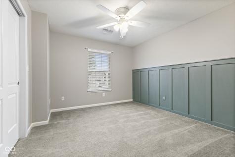 1811 N Creekwater Pass Greenfield IN 46140