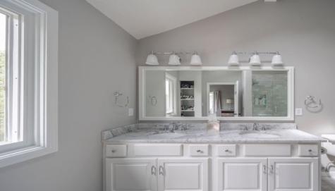 787 Winter Court Carmel IN 46032