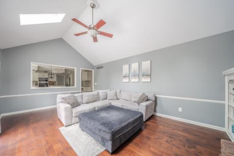 787 Winter Court Carmel IN 46032