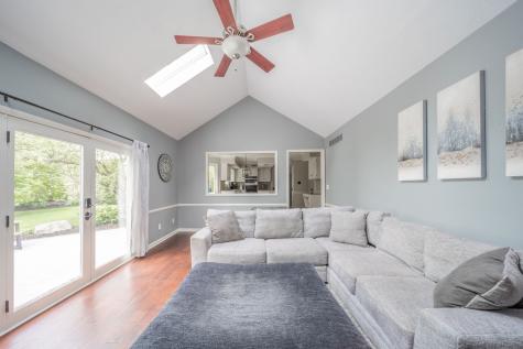 787 Winter Court Carmel IN 46032