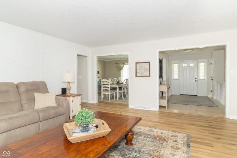 8429 Catamaran Drive Indianapolis IN 46236
