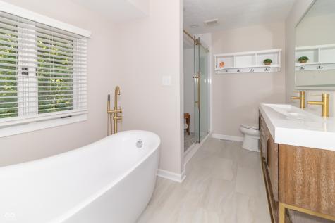 8429 Catamaran Drive Indianapolis IN 46236