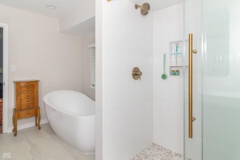 8429 Catamaran Drive Indianapolis IN 46236