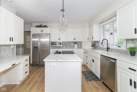 8429 Catamaran Drive Indianapolis IN 46236