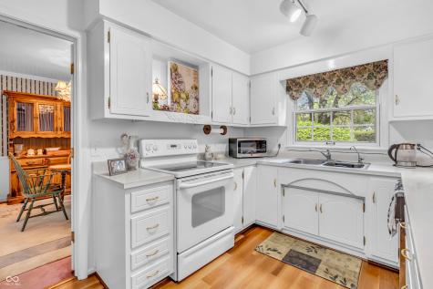 4232 Briarwood Drive Indianapolis IN 46250