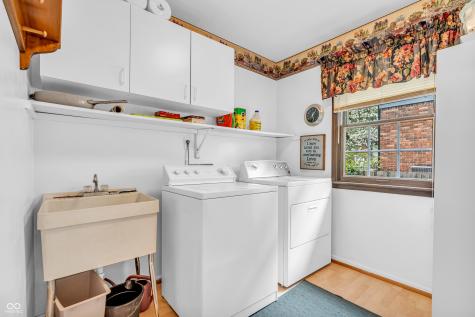 4232 Briarwood Drive Indianapolis IN 46250
