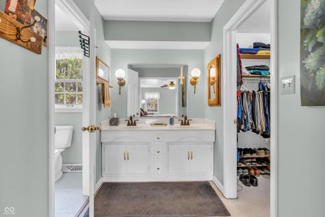 4232 Briarwood Drive Indianapolis IN 46250