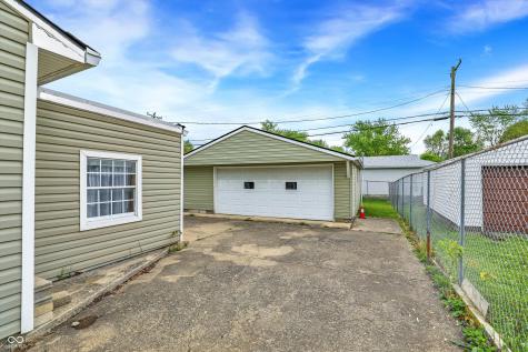126 Brunswick Drive Greenwood IN 46143