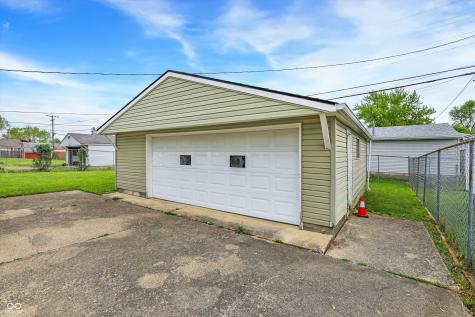 126 Brunswick Drive Greenwood IN 46143