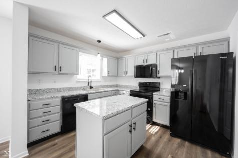 10175 Pamona Court Fishers IN 46038