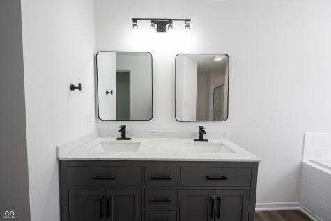 10175 Pamona Court Fishers IN 46038