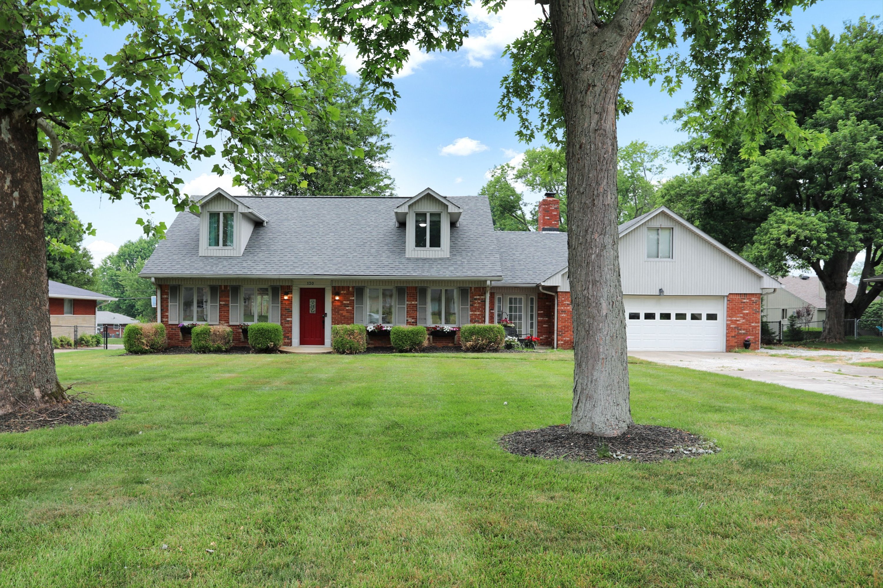130 Woodhill Drive Indianapolis IN 46227