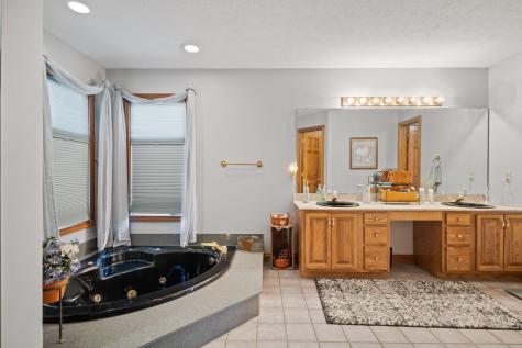 6432 Shakerwood Drive Indianapolis IN 46241