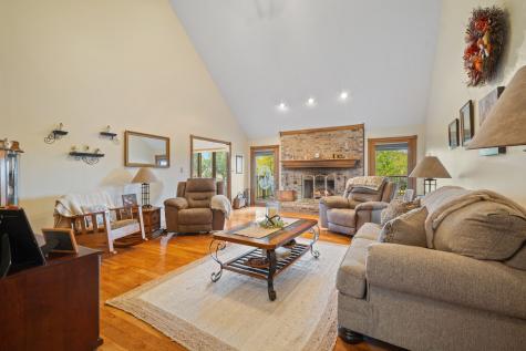 6432 Shakerwood Drive Indianapolis IN 46241