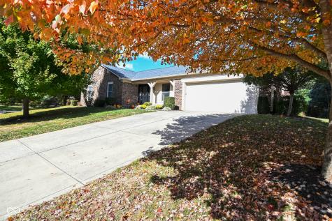5028 Beechwood Circle Avon IN 46123