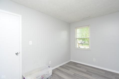 5423 Lobo Drive Indianapolis IN 46237