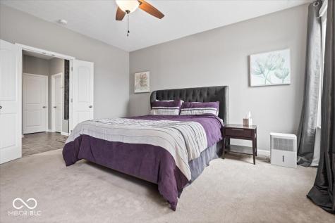 6212 Colonial Drive Whitestown IN 46075