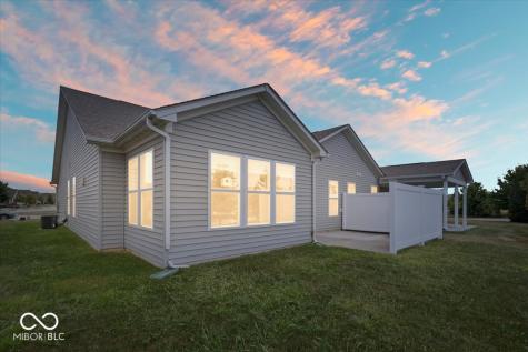 6212 Colonial Drive Whitestown IN 46075