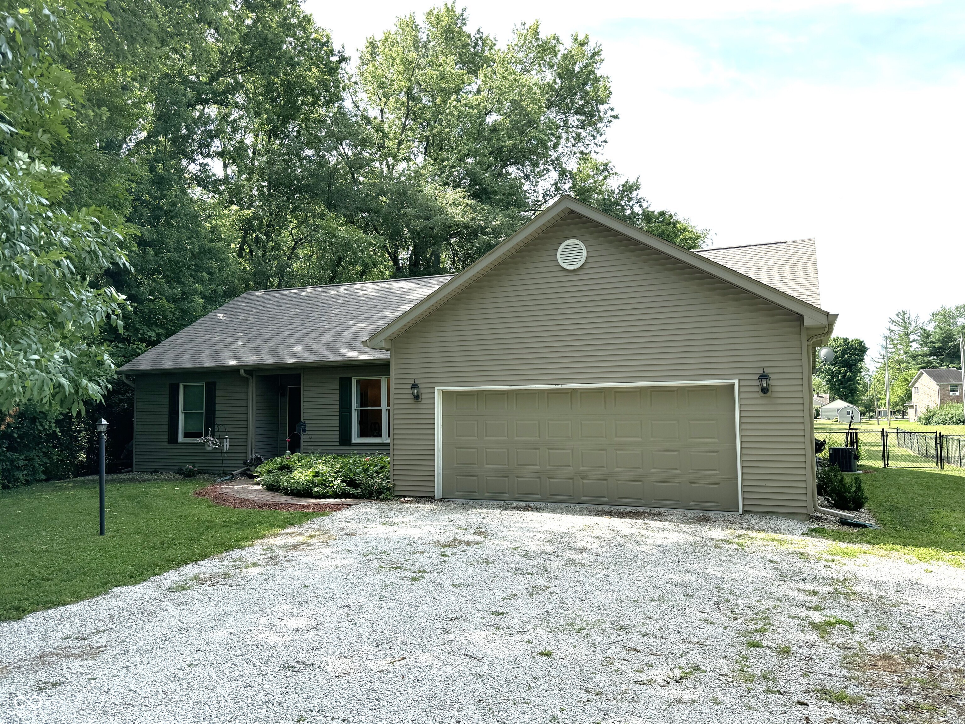 1395 W Deer Cliff Drive Crawfordsville IN 47933