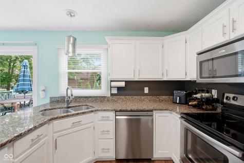 1067 Arlington Court Carmel IN 46280