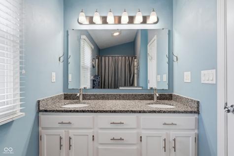 1067 Arlington Court Carmel IN 46280