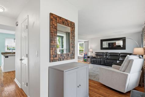 1067 Arlington Court Carmel IN 46280