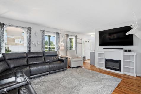 1067 Arlington Court Carmel IN 46280