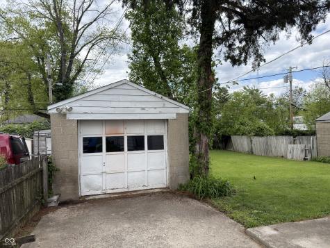 3728 N Dequincy Street Indianapolis IN 46218