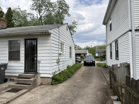 3728 N Dequincy Street Indianapolis IN 46218