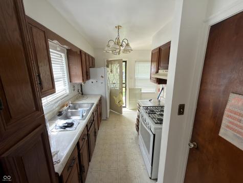 3728 N Dequincy Street Indianapolis IN 46218