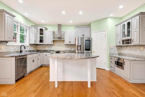 6054 Leatherback Drive Columbus IN 47201