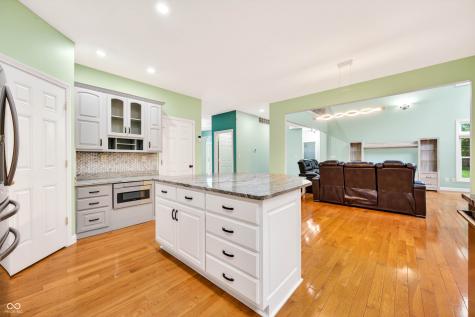 6054 Leatherback Drive Columbus IN 47201