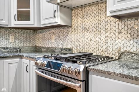 6054 Leatherback Drive Columbus IN 47201