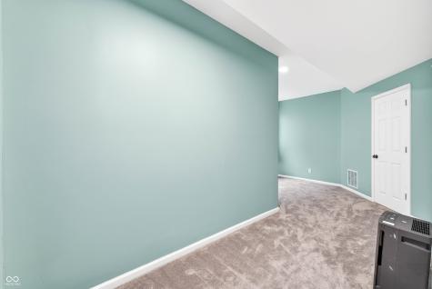 6054 Leatherback Drive Columbus IN 47201