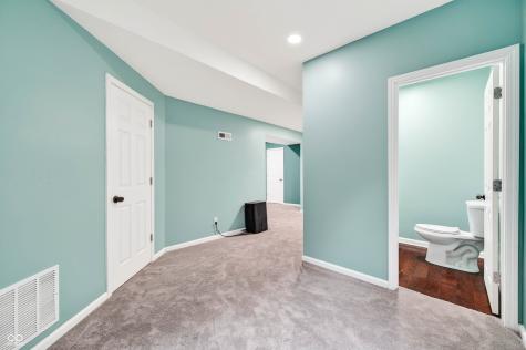 6054 Leatherback Drive Columbus IN 47201