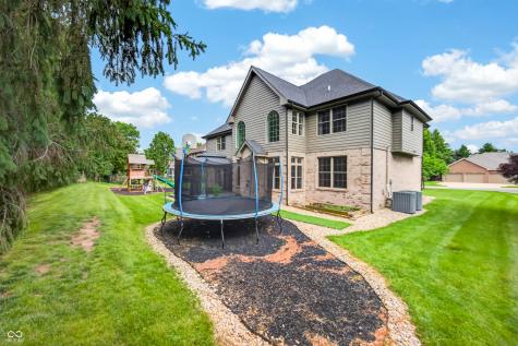 6054 Leatherback Drive Columbus IN 47201