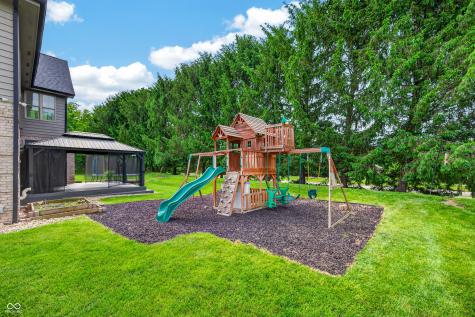 6054 Leatherback Drive Columbus IN 47201