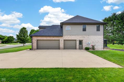 6054 Leatherback Drive Columbus IN 47201