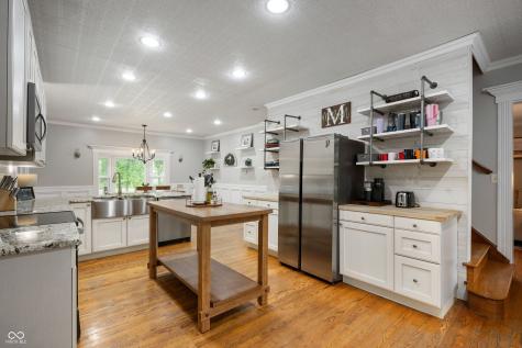 2708 N 400 E Greenfield IN 46140