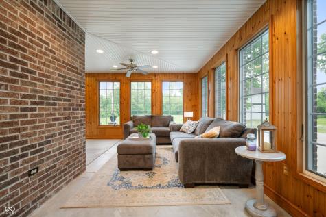 2708 N 400 E Greenfield IN 46140